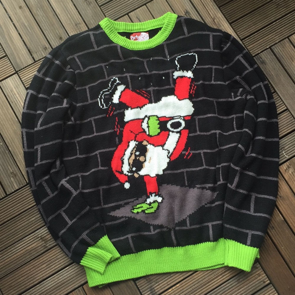 🌻5/$25🌻Light-up Santa Sweater